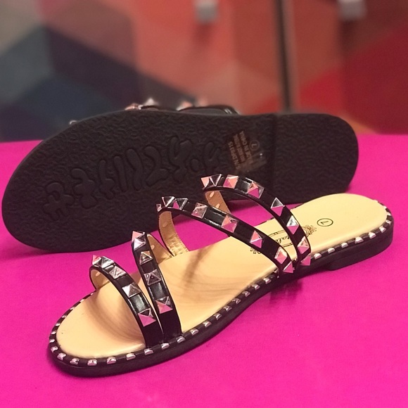Size 7 Italina Silver Stud Strappy Black Slide On Flat Caged Sandal - Picture 5 of 6